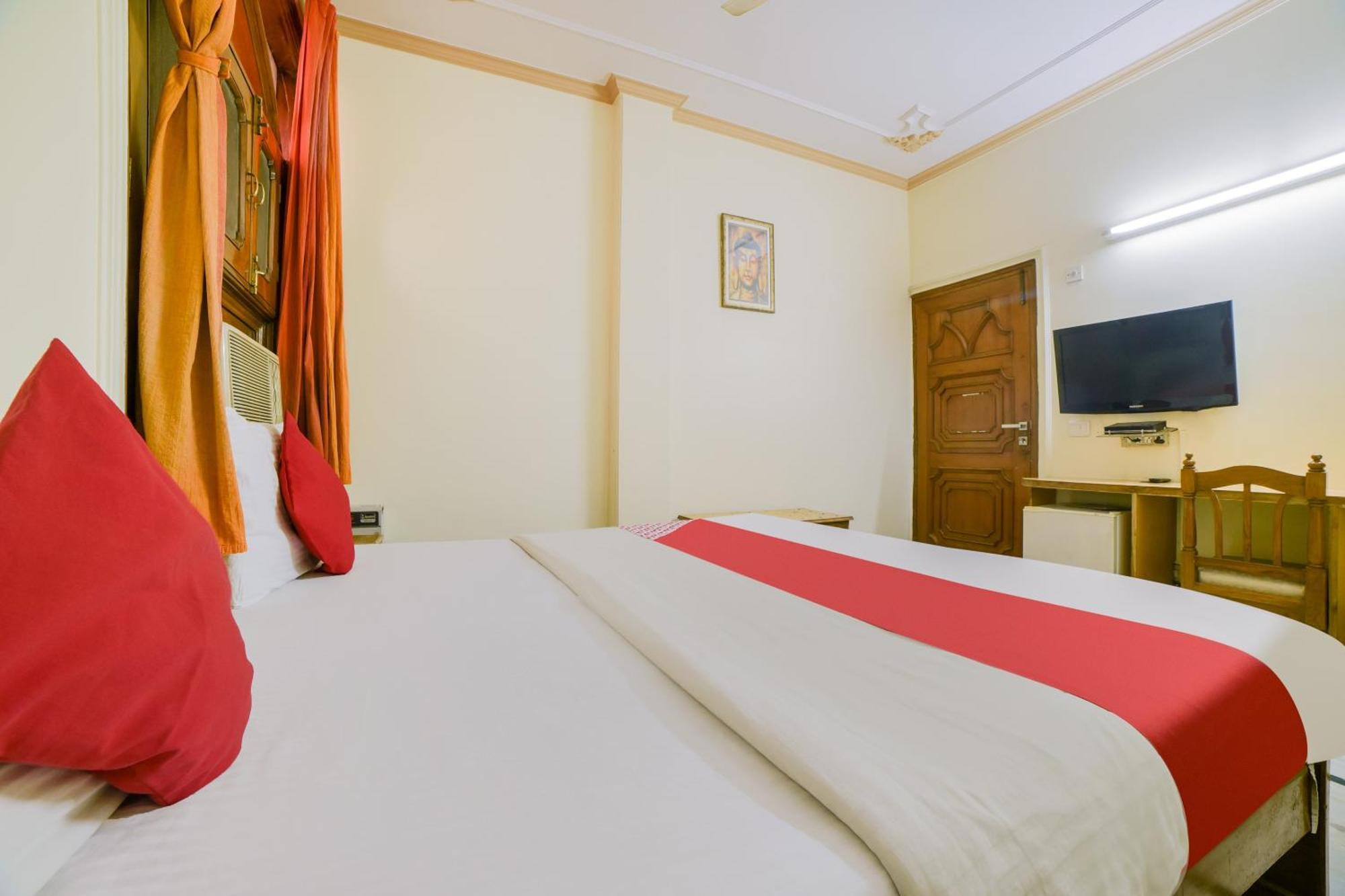 Super Hotel O Blue Sapphire Delhi New Delhi Buitenkant foto