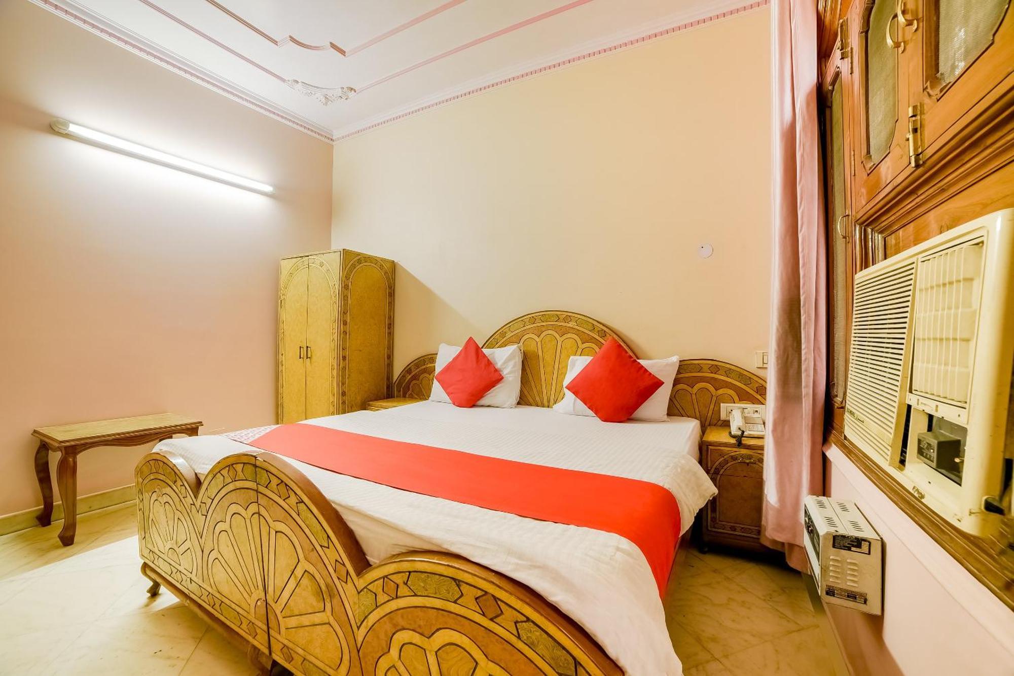 Super Hotel O Blue Sapphire Delhi New Delhi Buitenkant foto