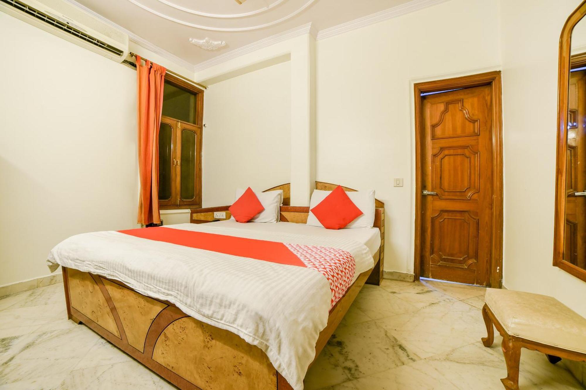 Super Hotel O Blue Sapphire Delhi New Delhi Buitenkant foto