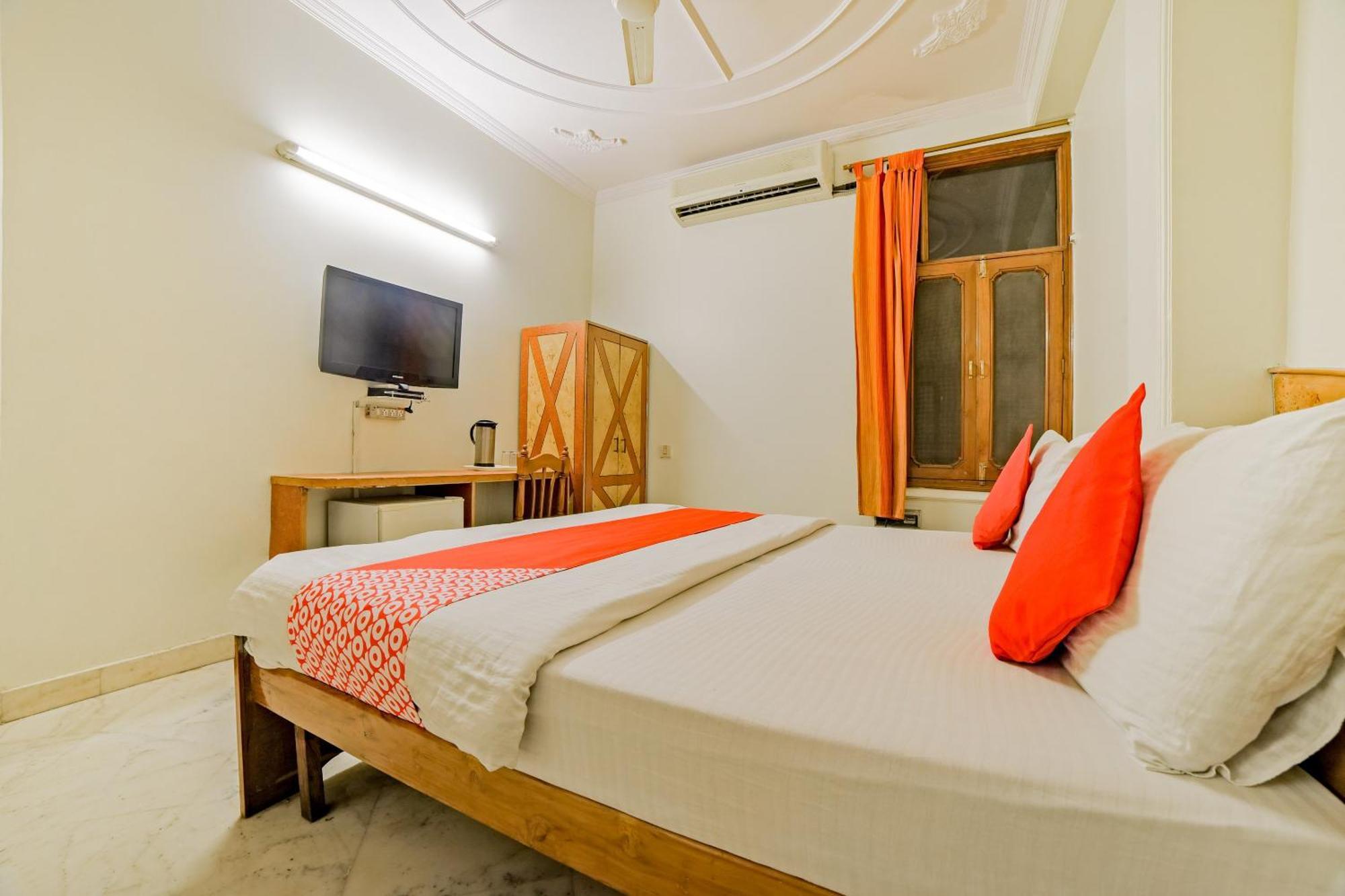 Super Hotel O Blue Sapphire Delhi New Delhi Buitenkant foto